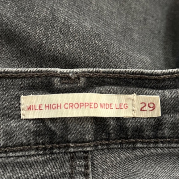 Levi”s Mile High Cropped Wide Leg Jean Size 29 x 27 Faded Black Button Fly - Picture 4 of 9